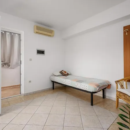 Cozy In With Wifi Apartment