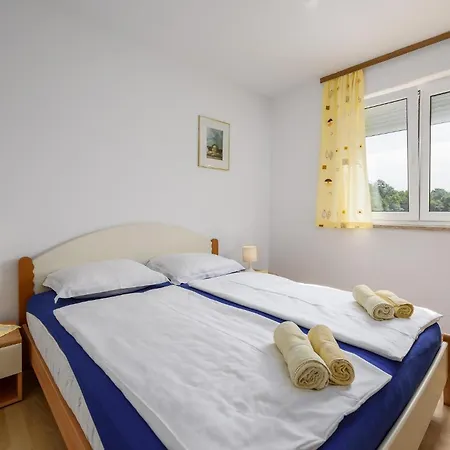 Nice Apartment In Porec With Wifi